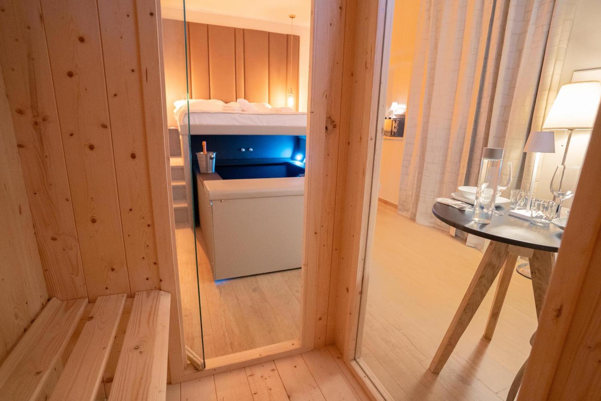 Alma Suites - Il Nido D'Amore Livorno Eksteriør billede