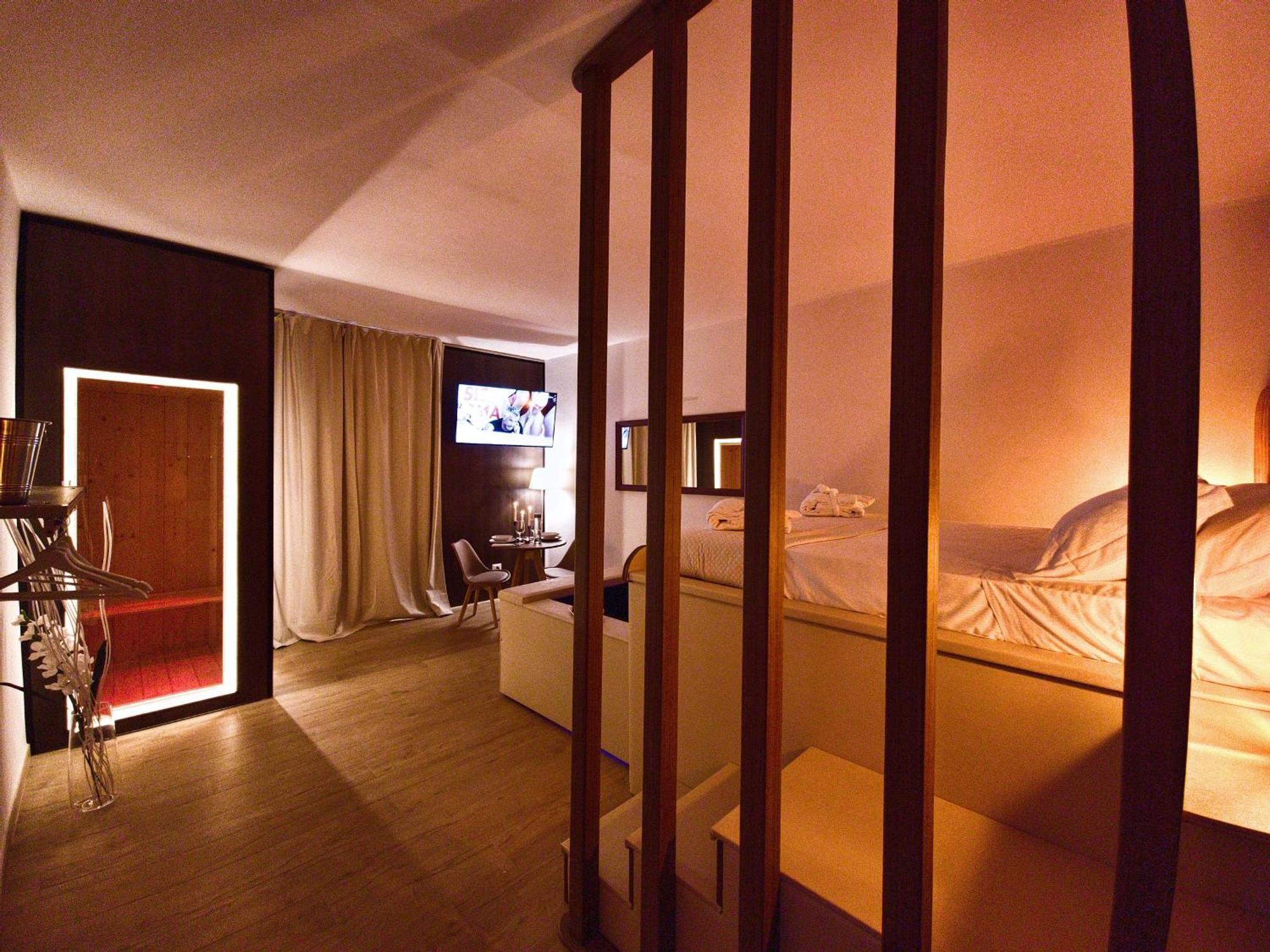 Alma Suites - Il Nido D'Amore Livorno Eksteriør billede